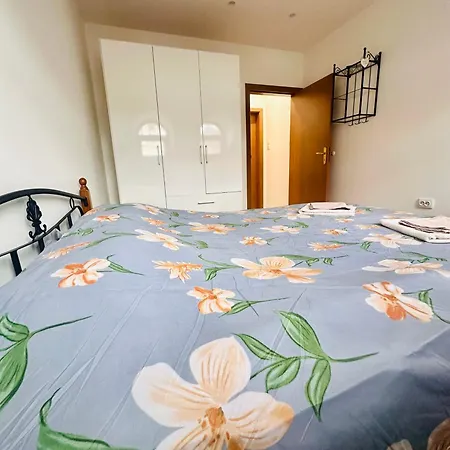 Apartment Deluxe Centre With Free Parking *