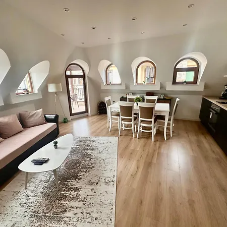 Apartment Deluxe Centre With Free Parking Burgas