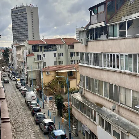 Deluxe Centre With Free Parking Apartament